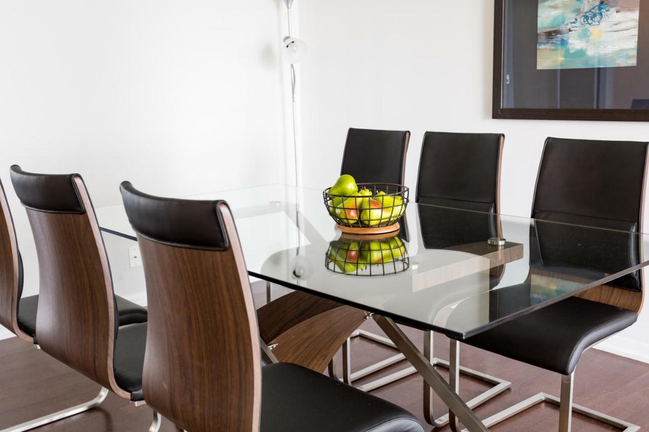 Altitude Suites Bay Street - Holiday Bonus - Free Parking Toronto Dış mekan fotoğraf