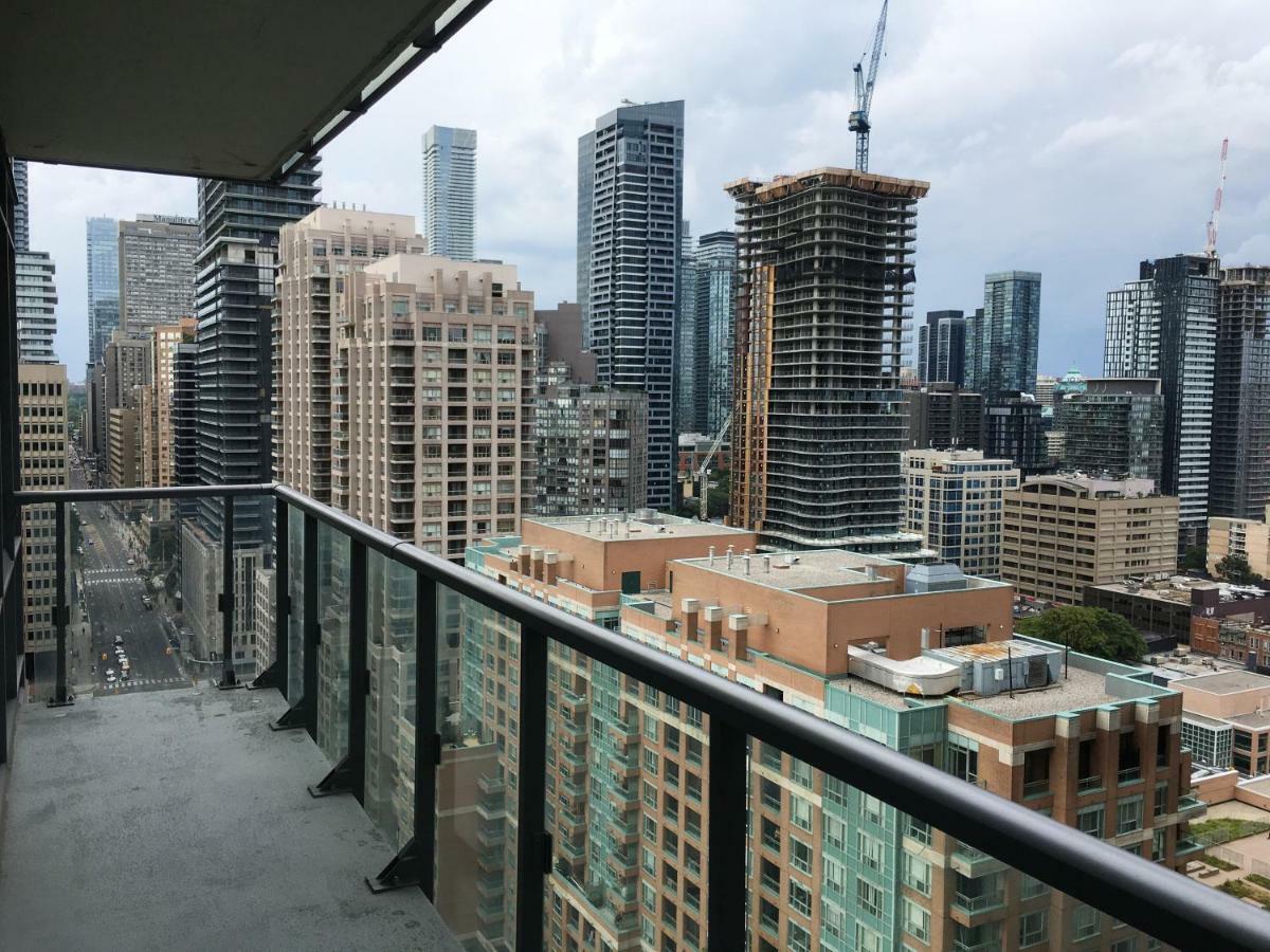 Altitude Suites Bay Street - Holiday Bonus - Free Parking Toronto Dış mekan fotoğraf