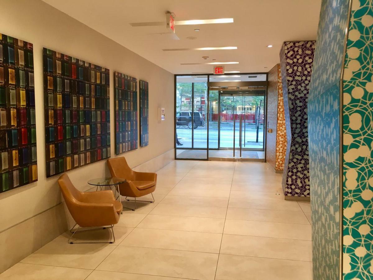 Altitude Suites Bay Street - Holiday Bonus - Free Parking Toronto Dış mekan fotoğraf