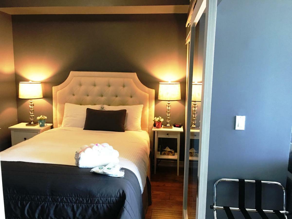 Altitude Suites Bay Street - Holiday Bonus - Free Parking Toronto Dış mekan fotoğraf