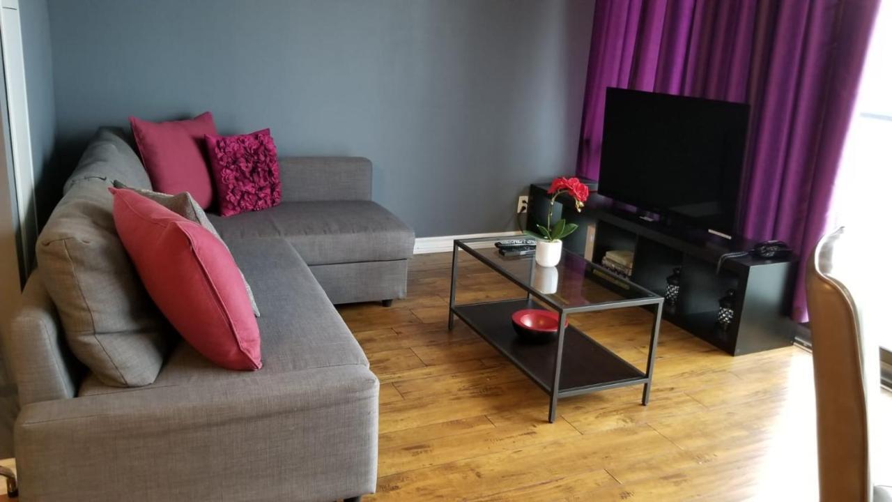 Altitude Suites Bay Street - Holiday Bonus - Free Parking Toronto Dış mekan fotoğraf